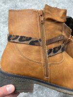 بوت چرمی اورجینال زنانه برند فوت فلکس (Foot Flexx) - Image 4