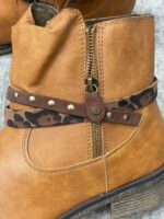 بوت چرمی اورجینال زنانه برند فوت فلکس (Foot Flexx) - Image 6