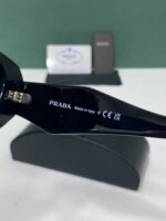 عینک آفتابی یونیسکس اورجینال ایتالیایی برند SPR17W - PRADA - Image 36