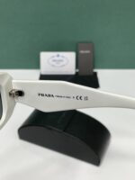 عینک آفتابی یونیسکس اورجینال ایتالیایی برند SPR17W - PRADA - Image 5