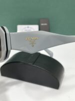 عینک آفتابی یونیسکس اورجینال ایتالیایی برند SPR17W - PRADA - Image 17