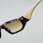 عینک آفتابی یونیسکس اورجینال برند ( پرادا ) SPR09Z – PRADA - Image 3