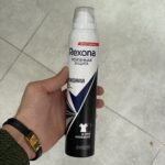 اسپری بدن ضد تعریق زنانه 72 ساعته مدل invisible برند Rexona - Image 2