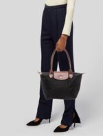 کیف زنانه رنگ مشکی اورجینال سایز M برند لانگ چمپ Longchamp - Image 6