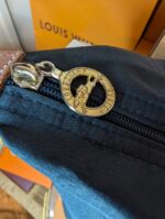 کیف زنانه رنگ مشکی اورجینال سایز M برند لانگ چمپ Longchamp - Image 4